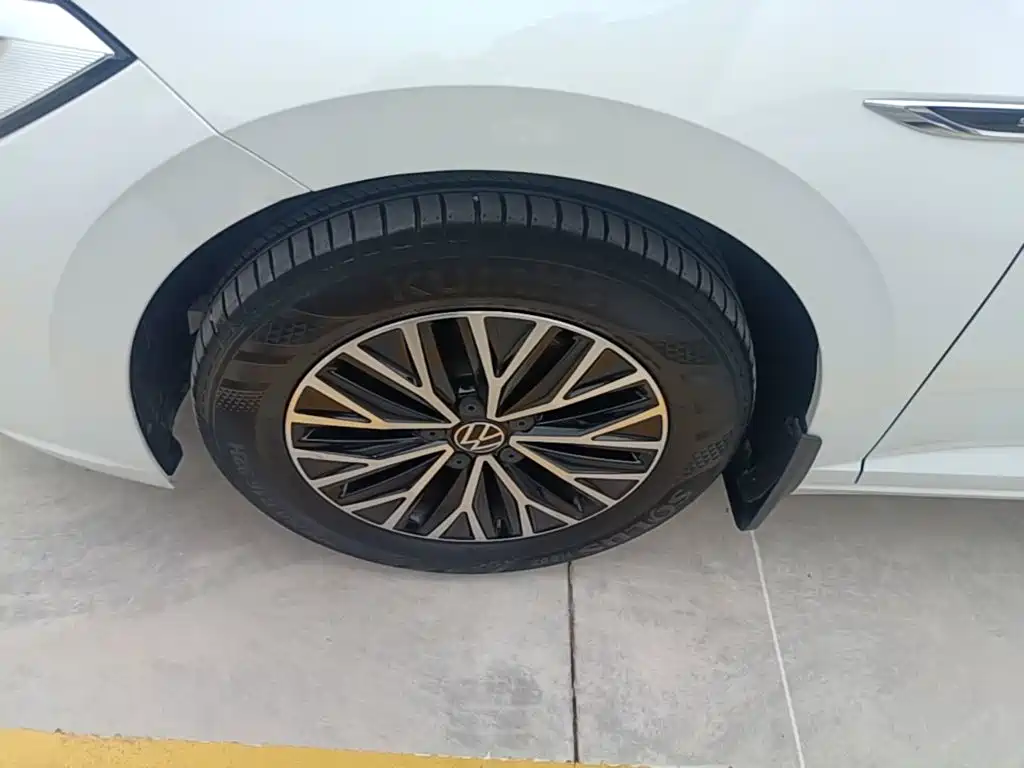 Volkswagen Sagitar — миниатюра 23