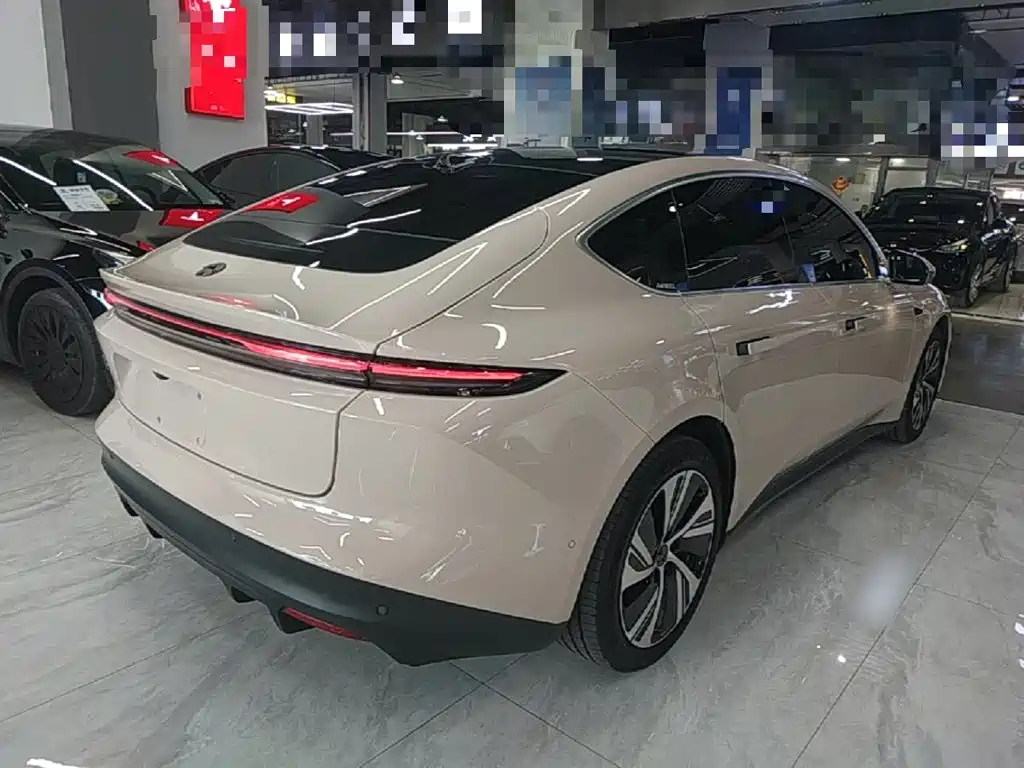 NIO ET5 — миниатюра 7