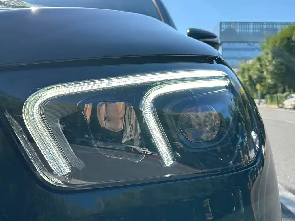 Mercedes-Benz GLE (Import) — миниатюра 3