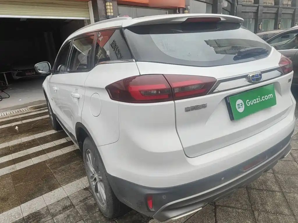 Geely Boyue — миниатюра 5