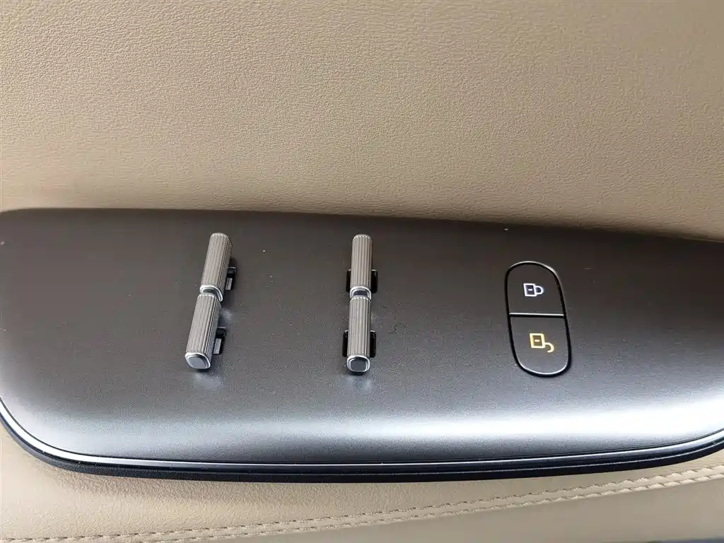 ARCFOX EXTREME FOX POLAR FOX ALPHA T5