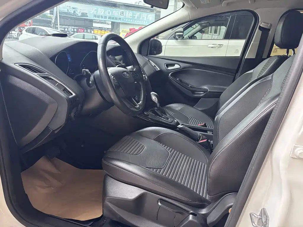 Ford Focus — миниатюра 4