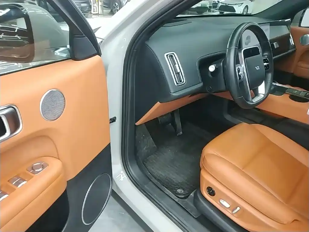 Li Auto Li L6 — миниатюра 16