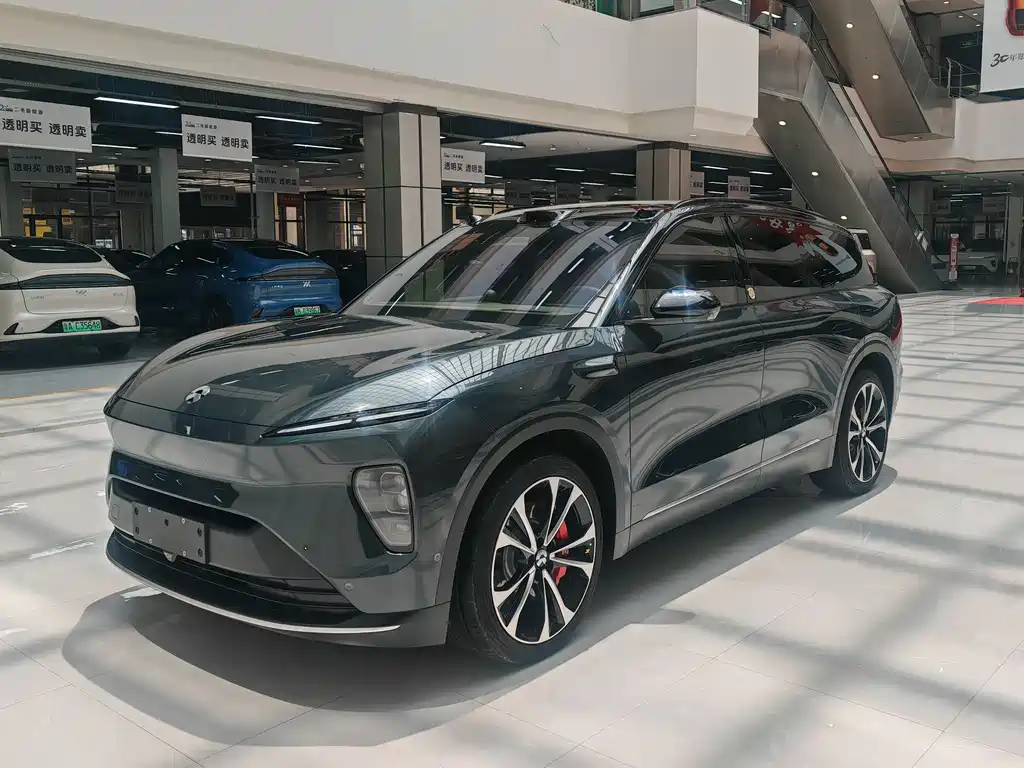Nio ES8 2023