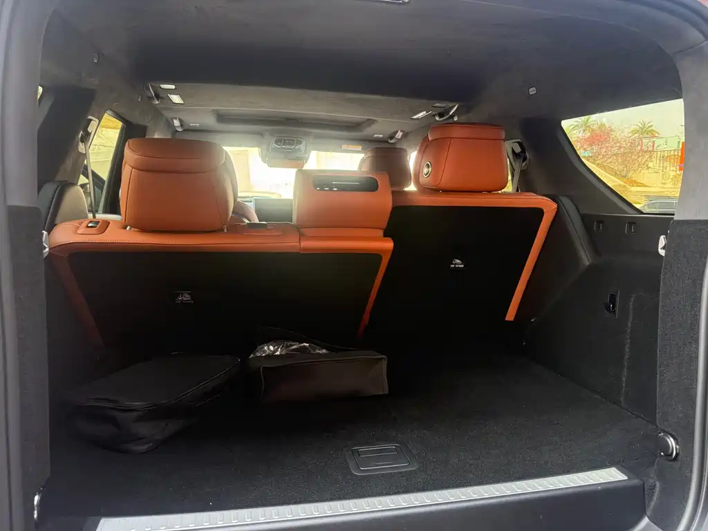 TANK TANK 700 NEW ENERGY