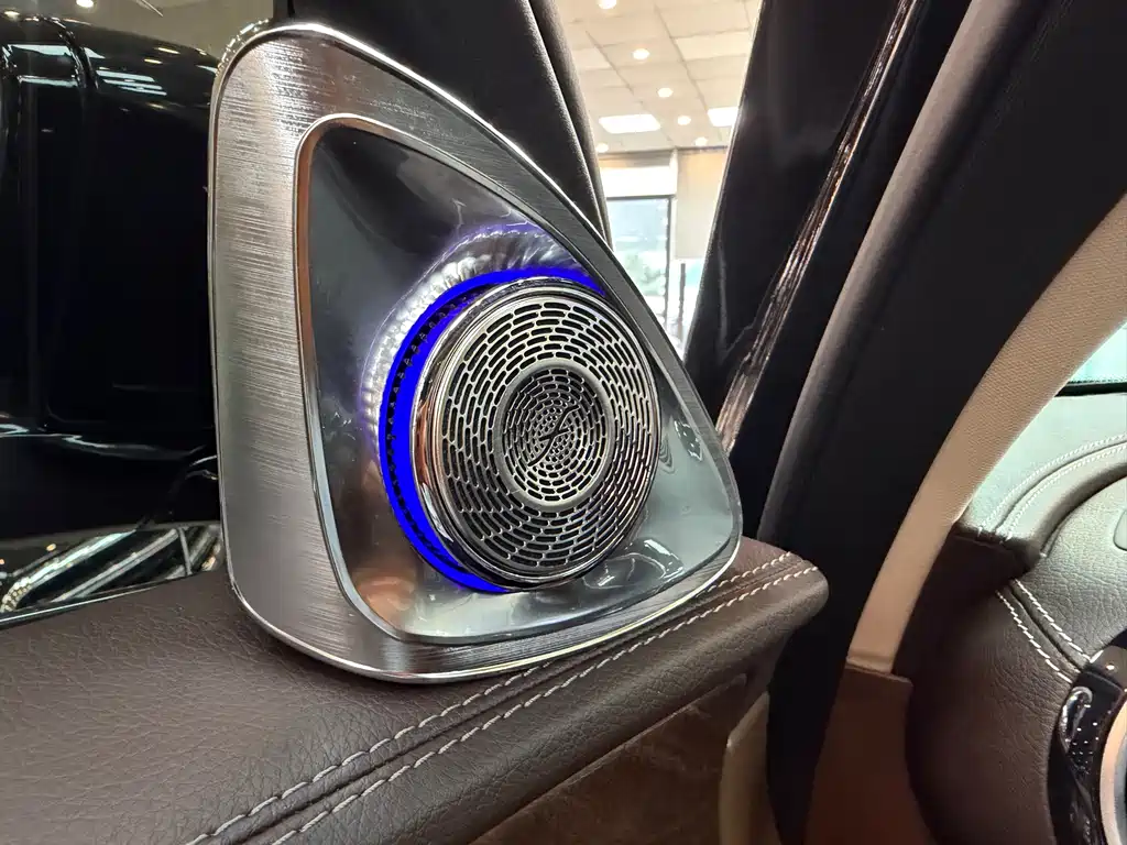 Mercedes-Benz E-Class E 2024 E 300 L Fashion