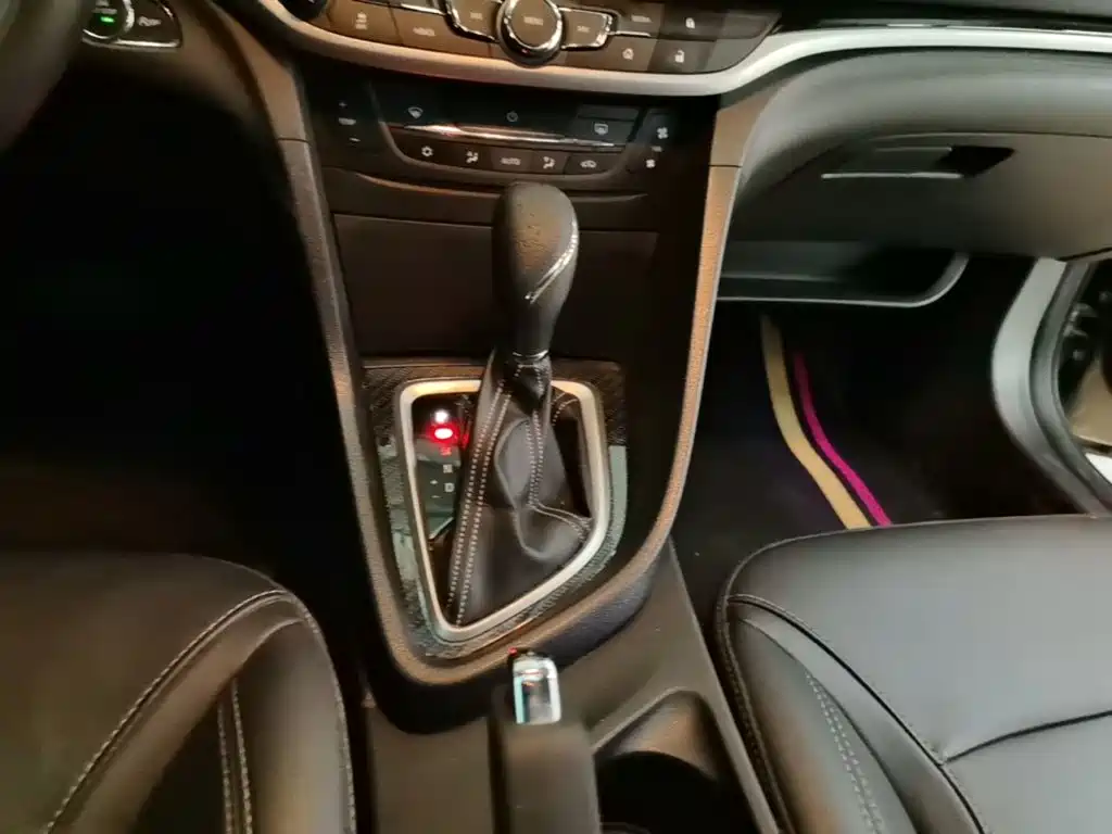 Buick Excelle — миниатюра 14