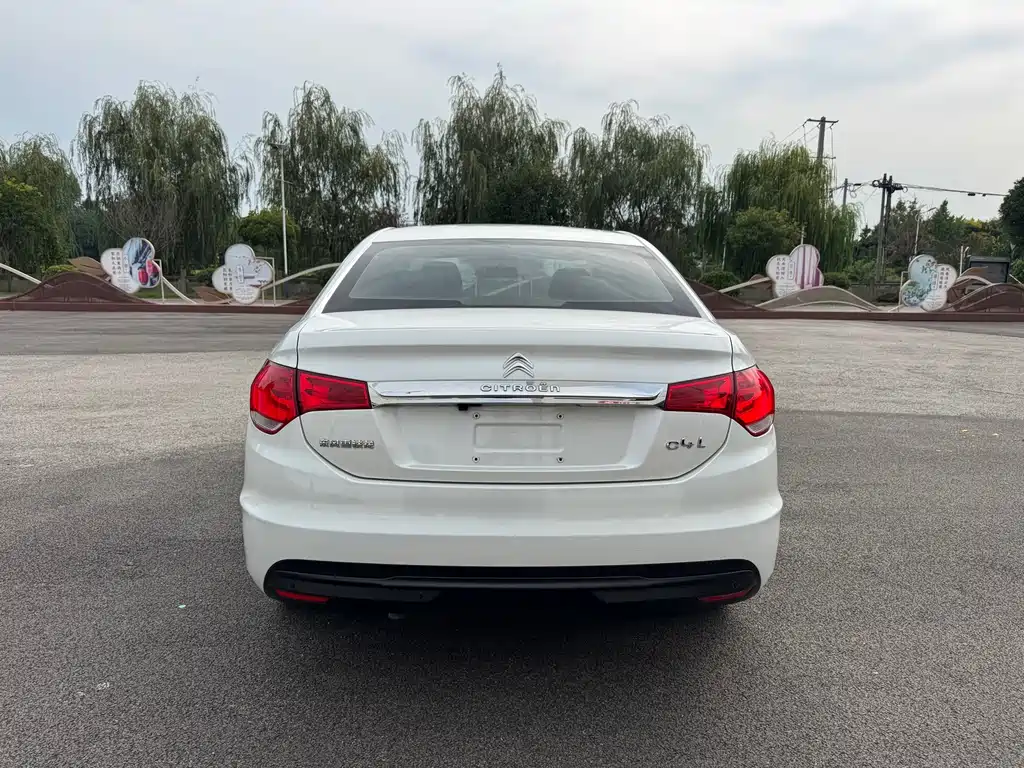 Citroen C4L — миниатюра 6