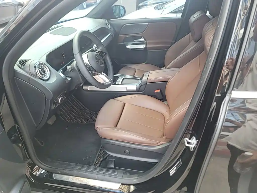 Mercedes-Benz GLB — миниатюра 15