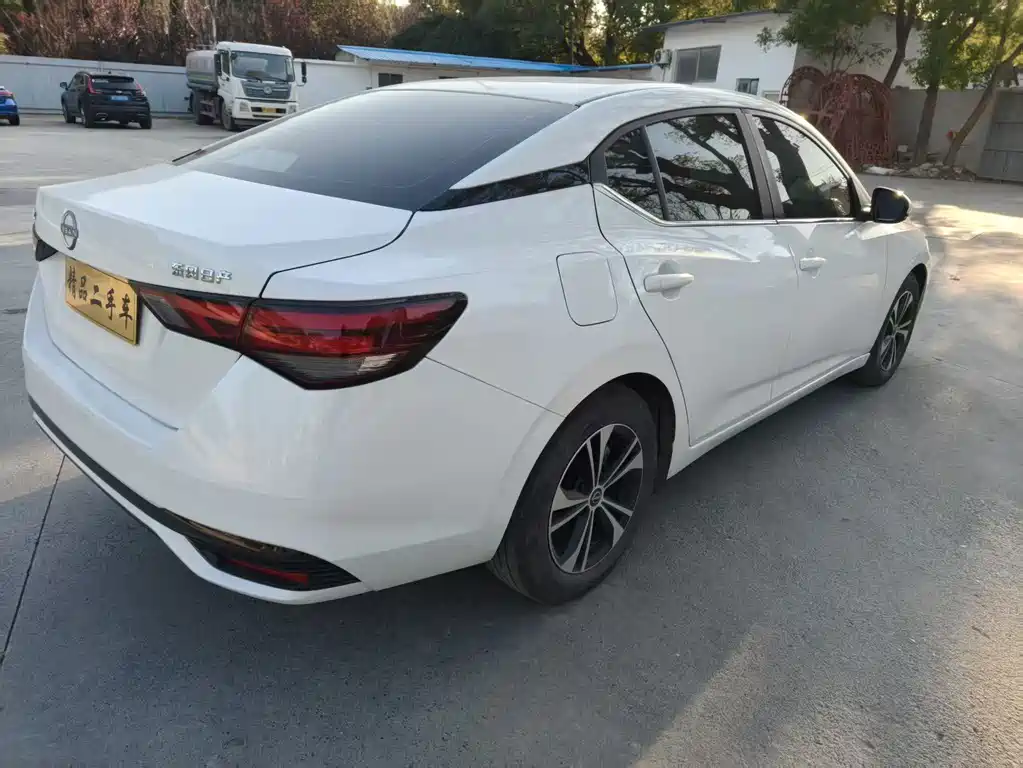 Nissan Sylphy — миниатюра 8