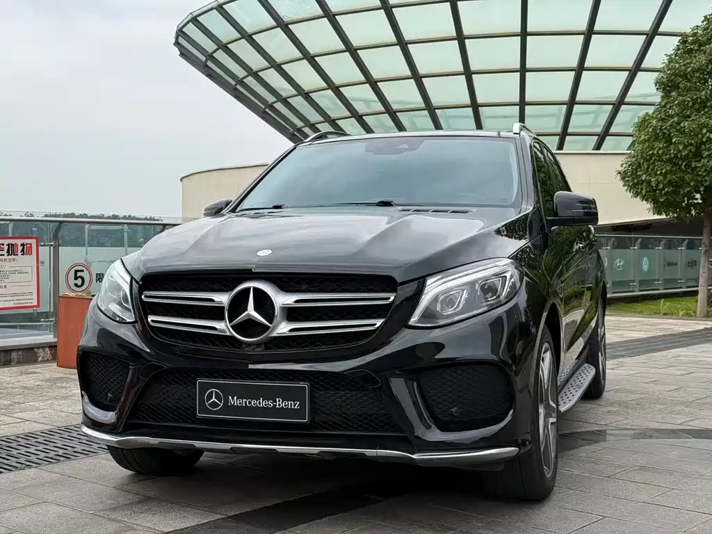 Mercedes-Benz GLE (Import) — миниатюра 15