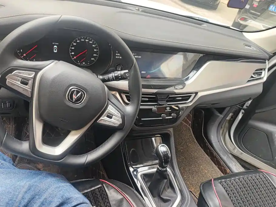 Changan CS35PLUS — миниатюра 12