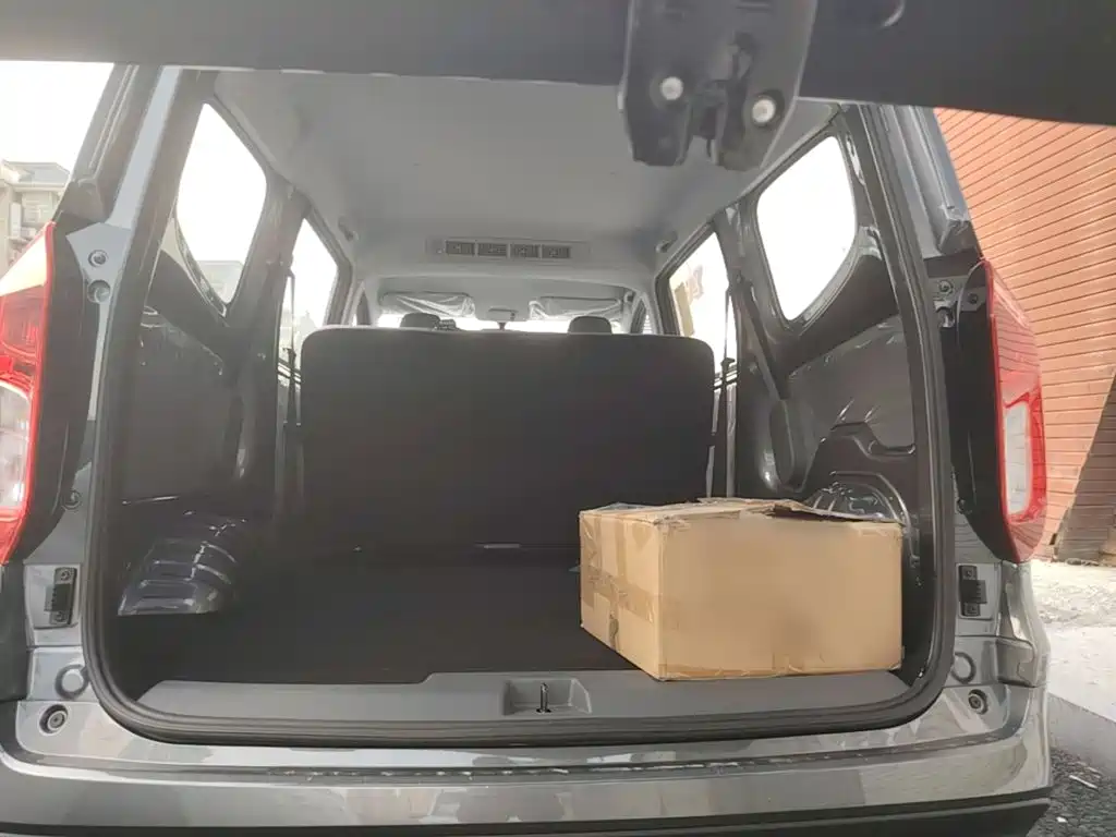 Wuling Hongguang EV — миниатюра 19