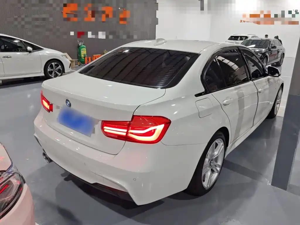 BMW 3 Series — миниатюра 6