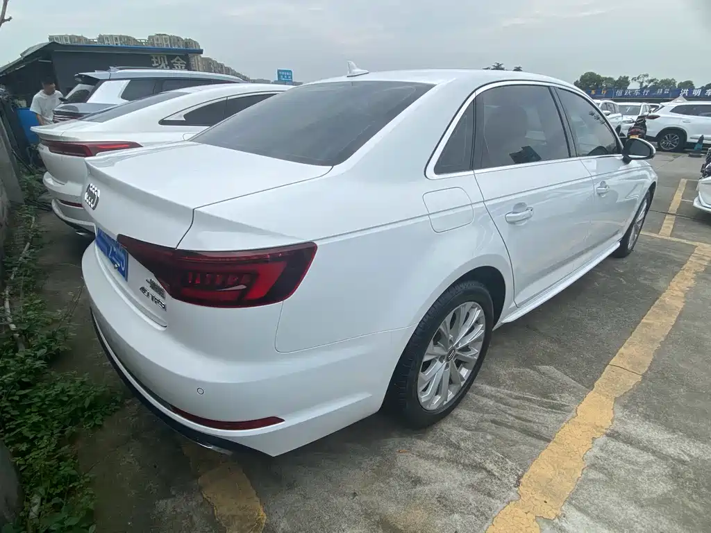 Audi A4L — миниатюра 15