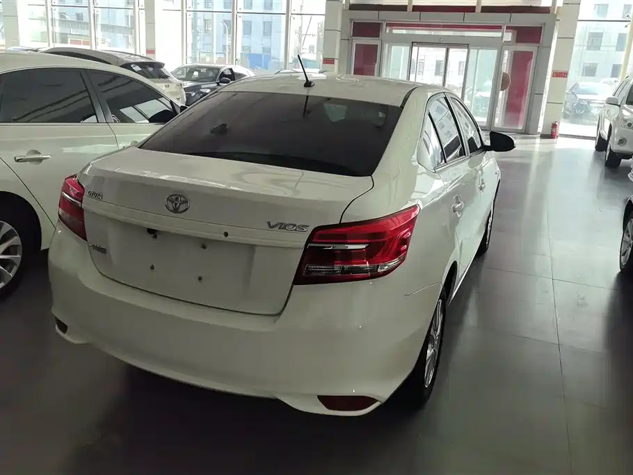 TOYOTA VIOS