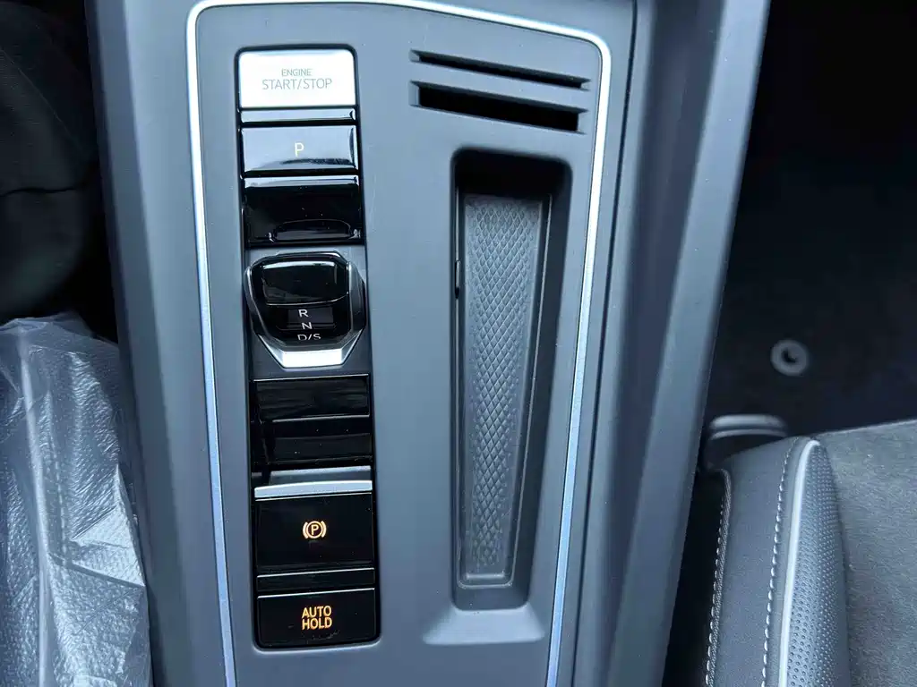 Volkswagen Golf — миниатюра 12