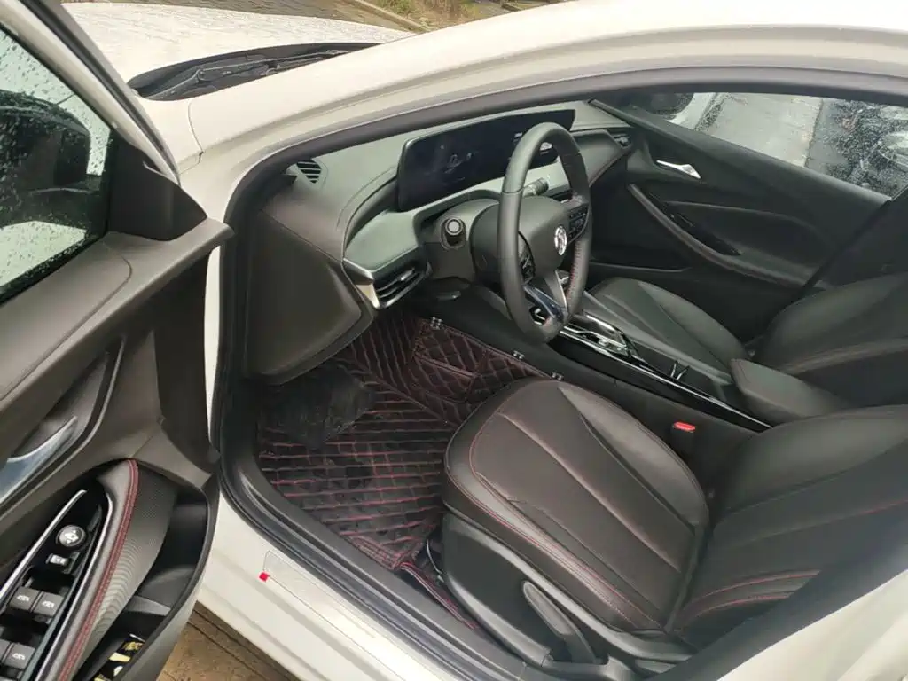 Buick Verano — миниатюра 16
