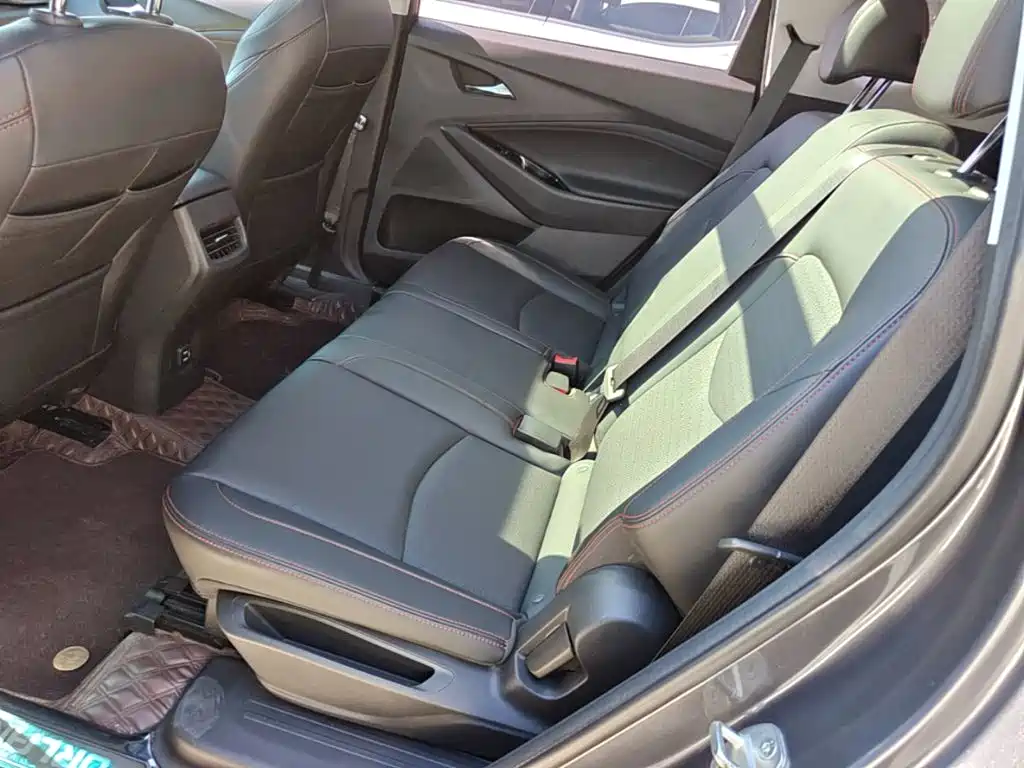 Chevrolet Volando — миниатюра 17