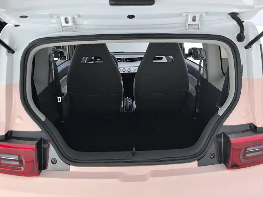 Wuling MINIEV — миниатюра 4
