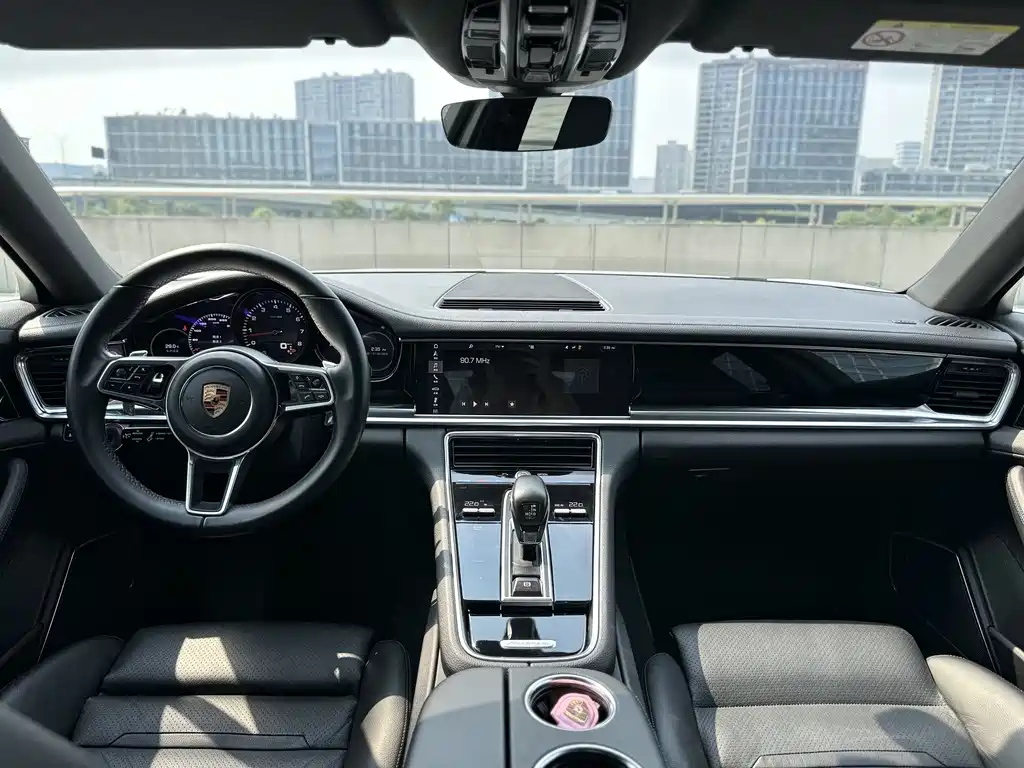 Porsche Panamera 2017 Panamera 4 Sport Turismo 3.0T
