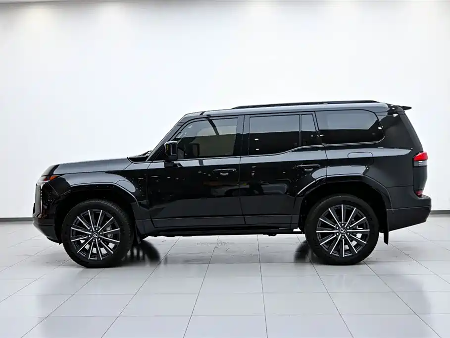 Lexus GX 2025 550