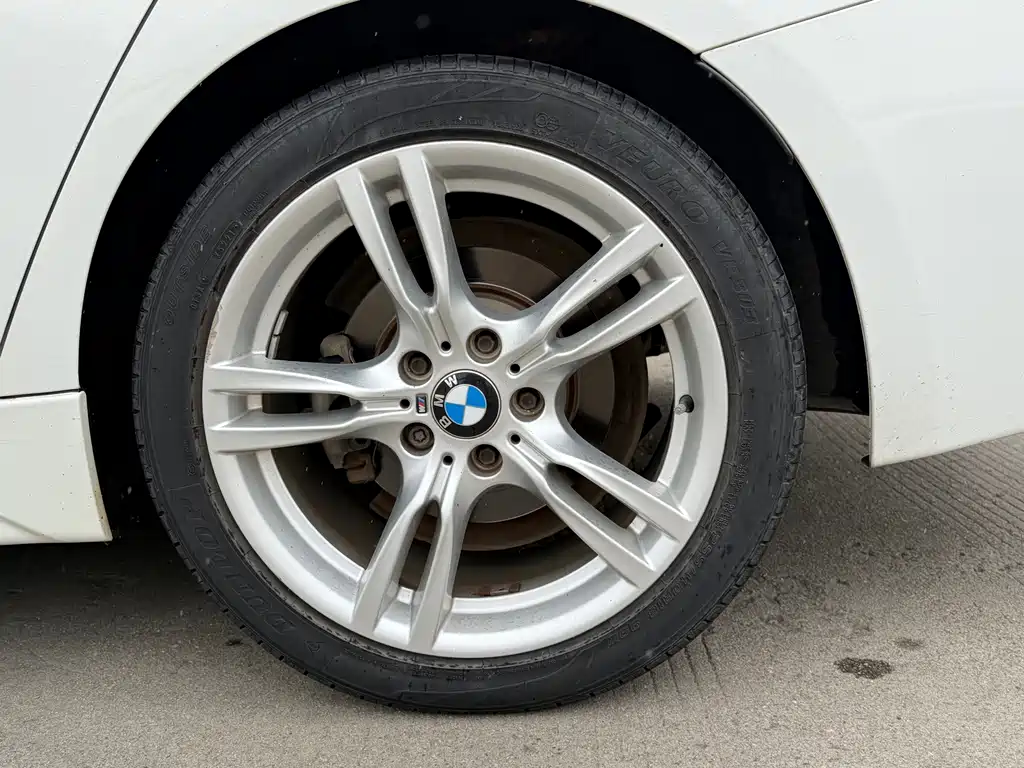BMW 3 Series — миниатюра 13
