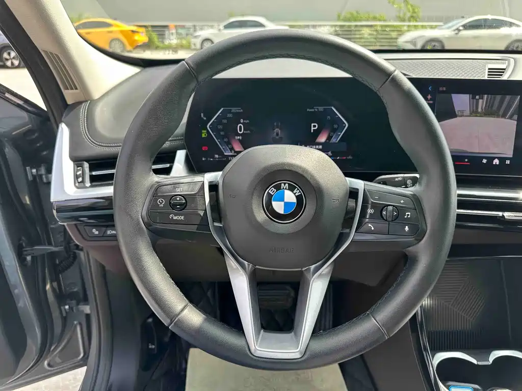BMW X1 — миниатюра 13