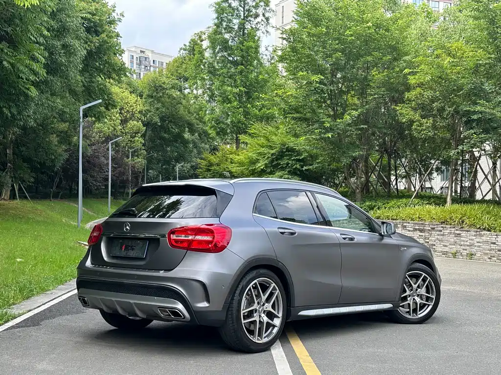 Mercedes-Benz GLA AMG — миниатюра 6