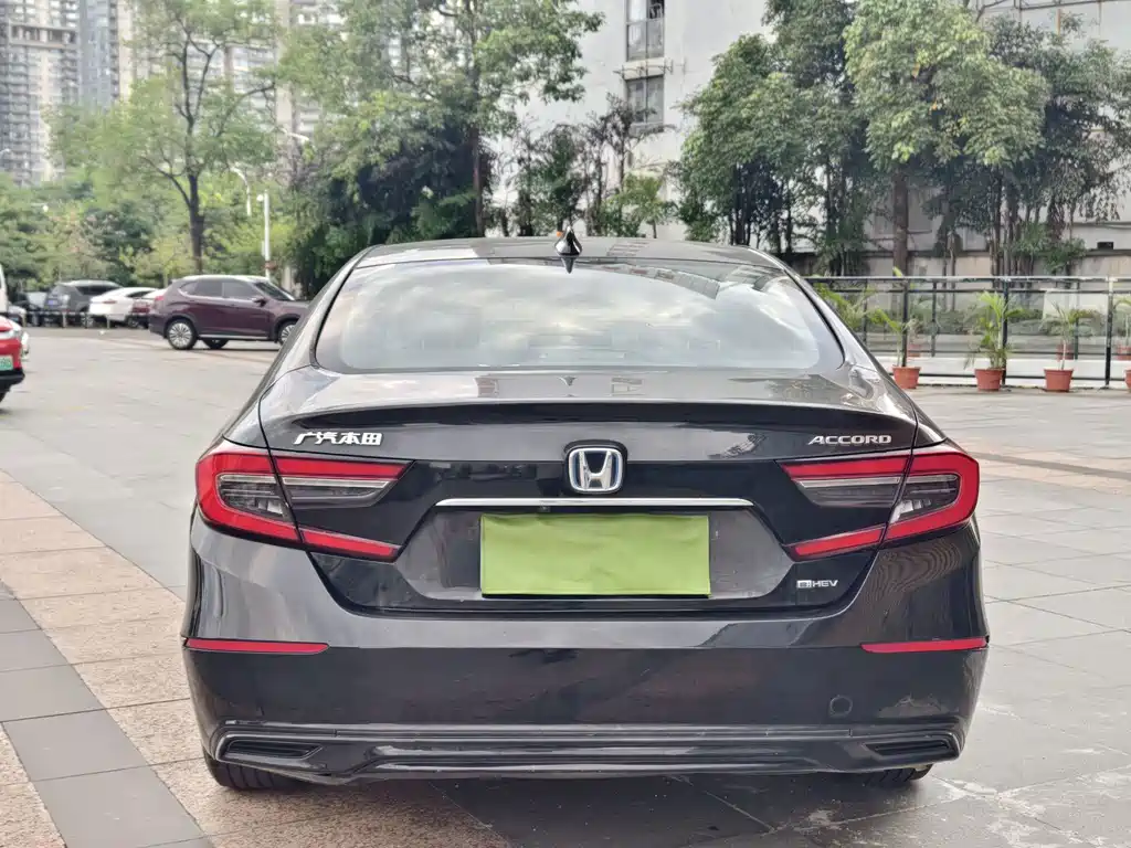 Honda Accord — миниатюра 6