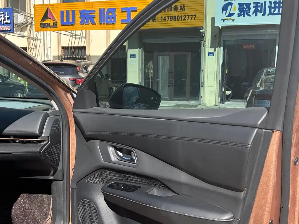Nissan Ariya — миниатюра 18