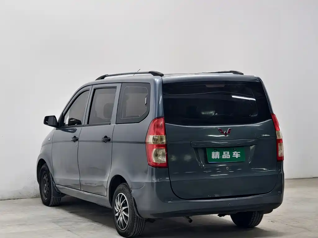 Wuling Hongguang — миниатюра 6
