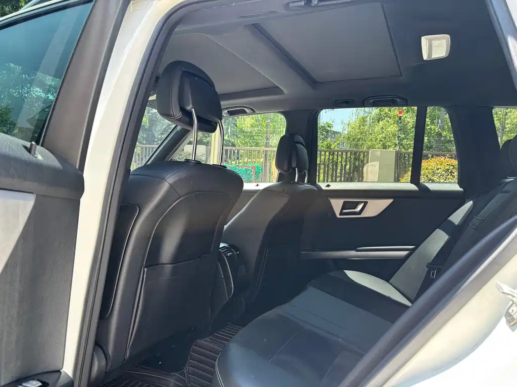 Mercedes-Benz GLK-Class — миниатюра 10