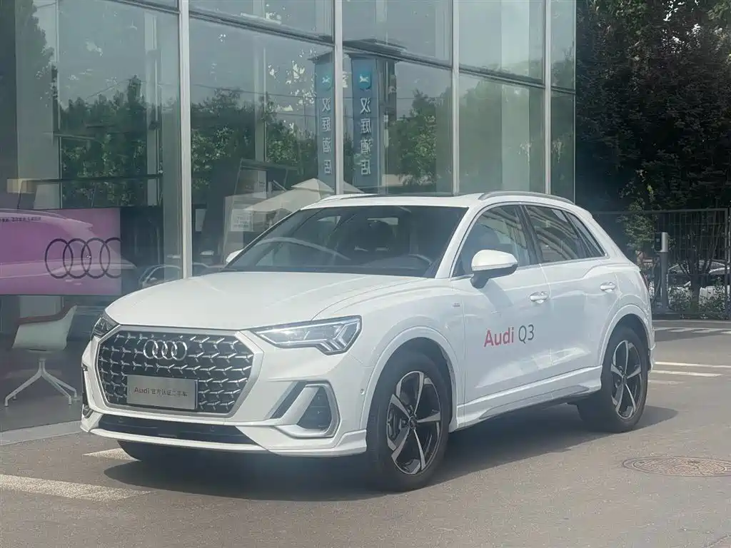 Audi Q3 2024 35 TFSI Fashion