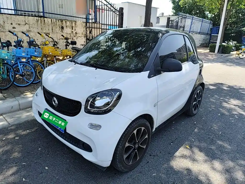 smart Smart Fortwo — миниатюра 2