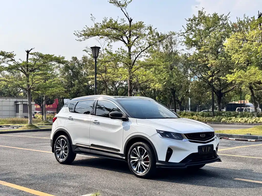 Geely Binyue — миниатюра 3