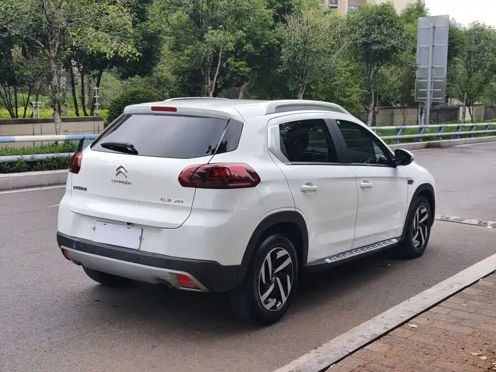Citroen C3-XR — миниатюра 7
