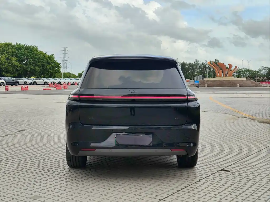 Li Auto Li L8 — миниатюра 5