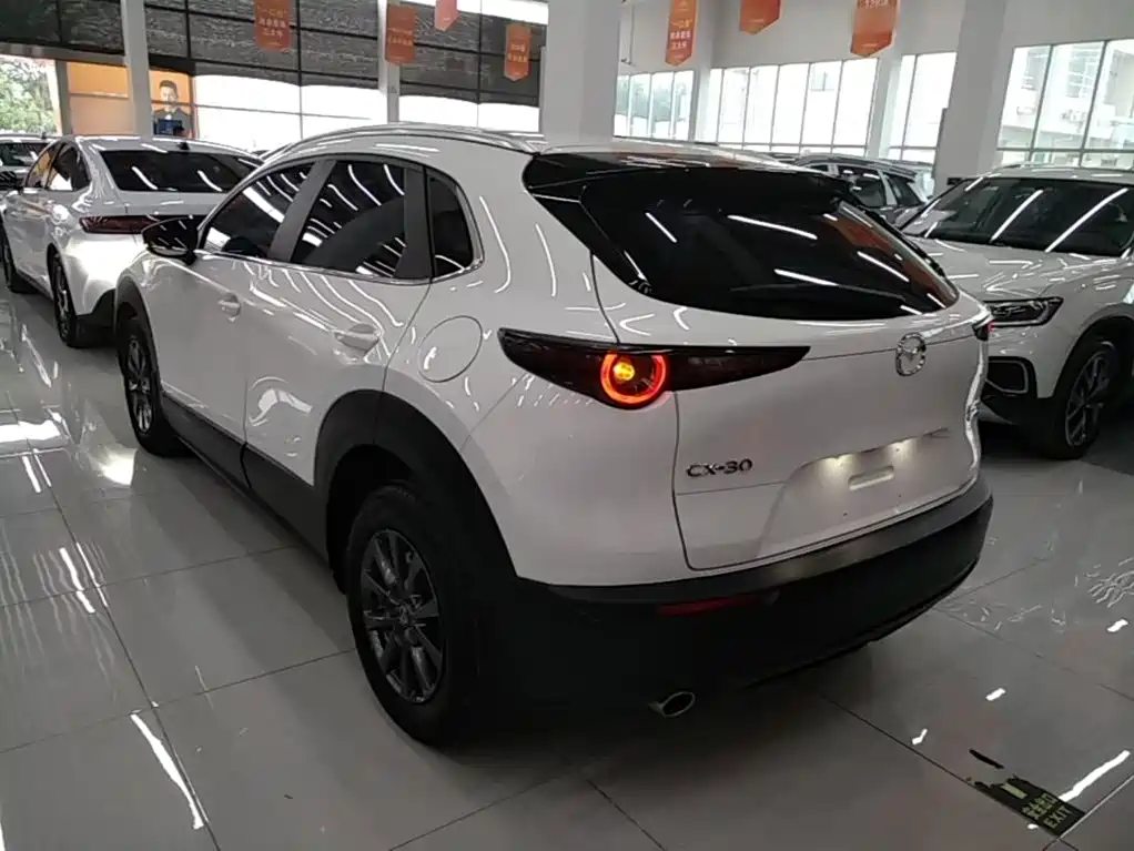 Mazda CX-30 — миниатюра 5