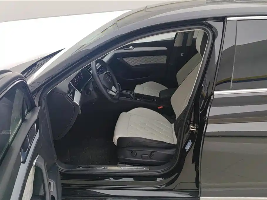 Volkswagen Magotan 2025 330TSI DSG Luxury