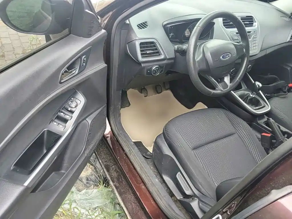 Ford Escort — миниатюра 16