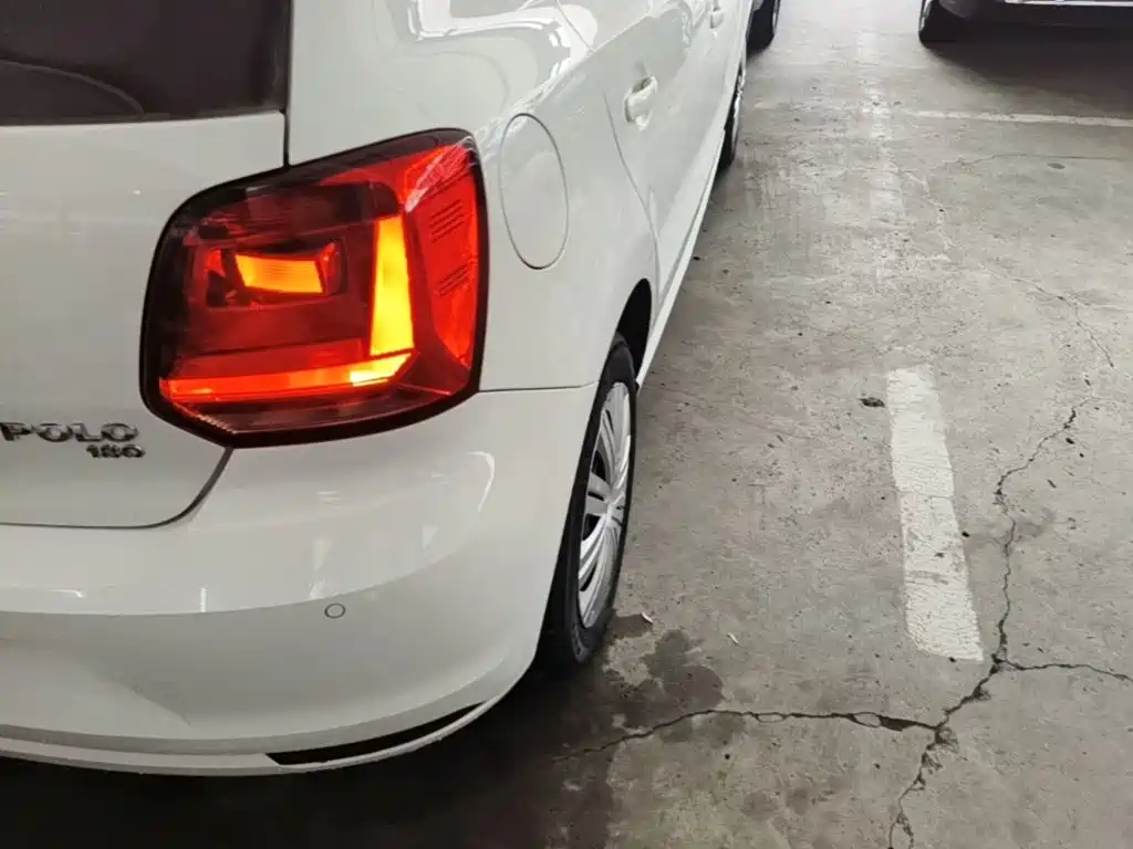 Volkswagen Polo — миниатюра 8