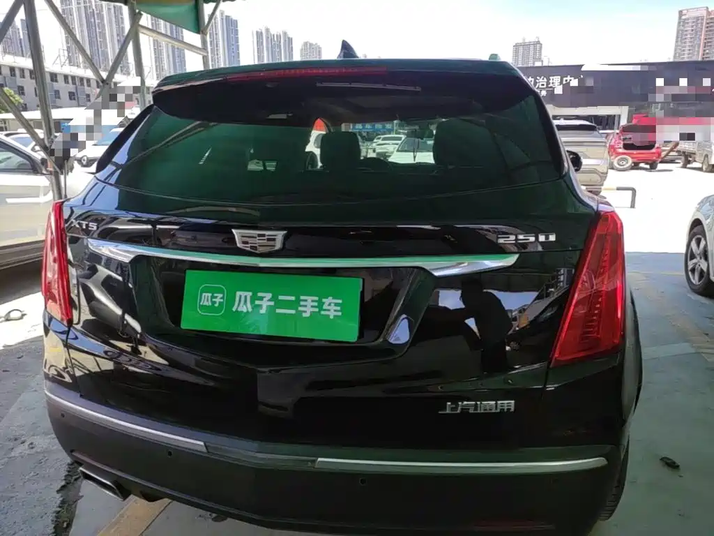 Cadillac XT5 — миниатюра 6