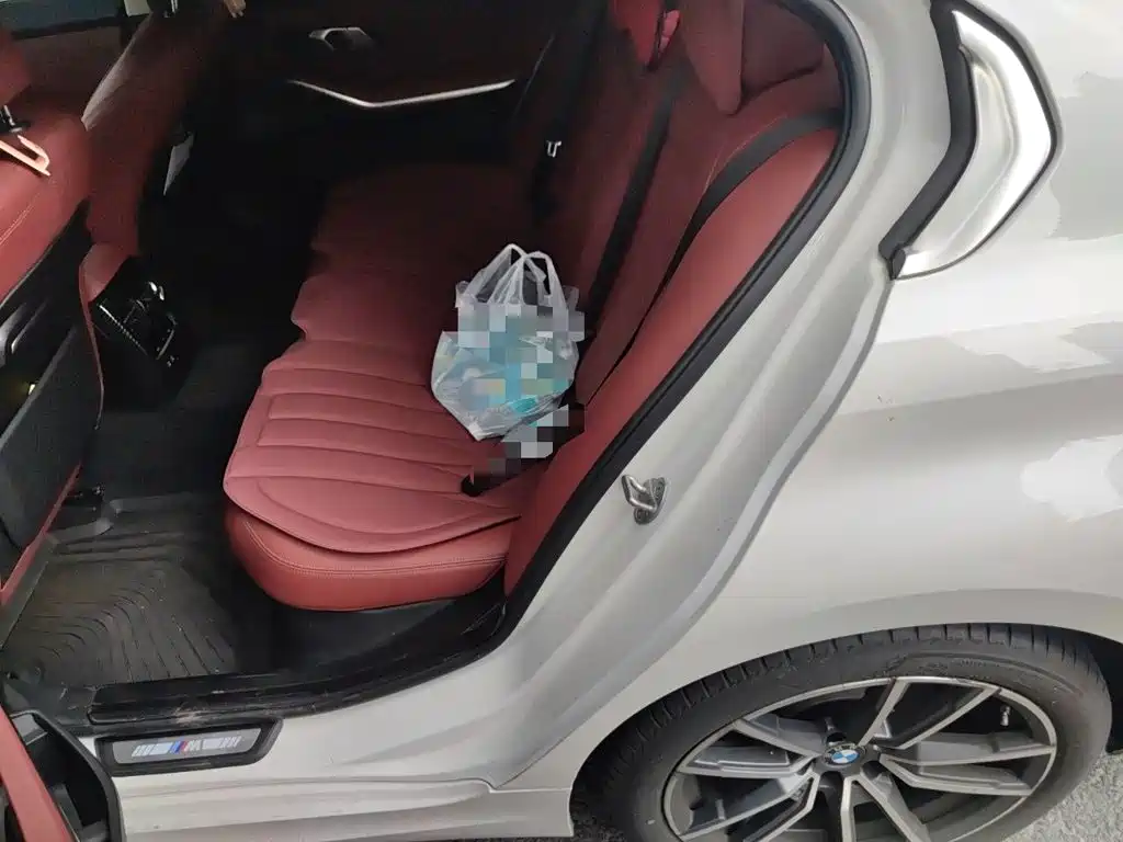 BMW 3 Series — миниатюра 13