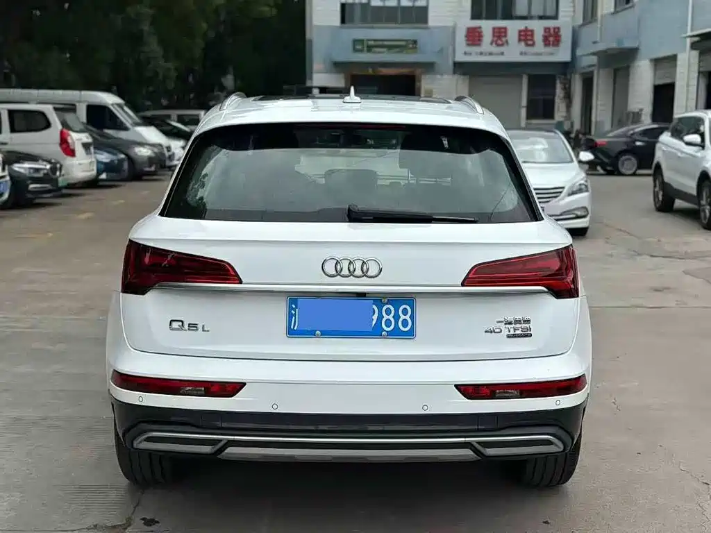 Audi Q5L — миниатюра 8