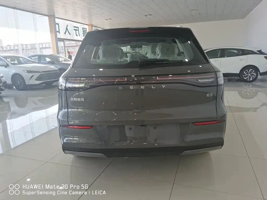 Geely Galaxy Galaxy E5 E5 2026 530km