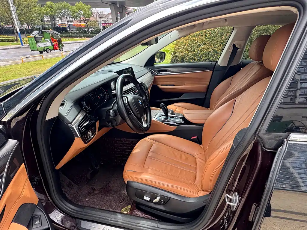 BMW 6 Series GT — миниатюра 11