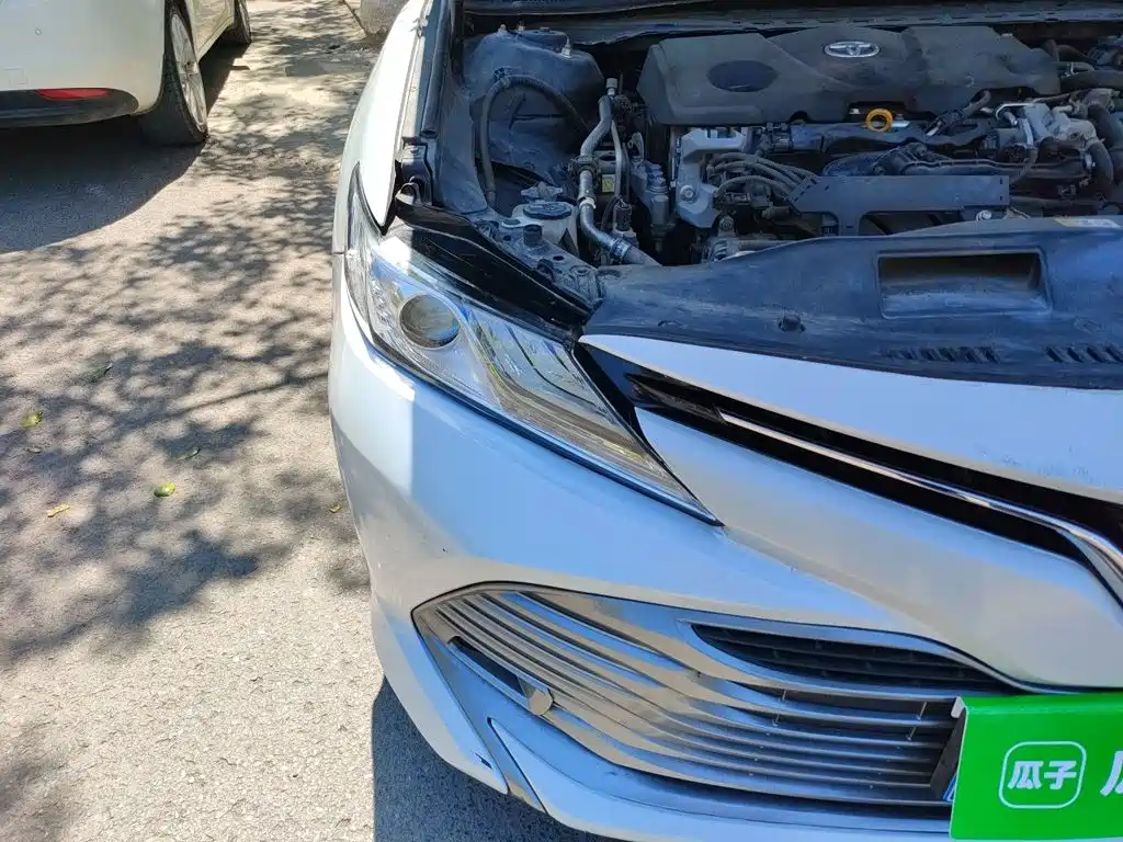 Toyota Camry — миниатюра 7