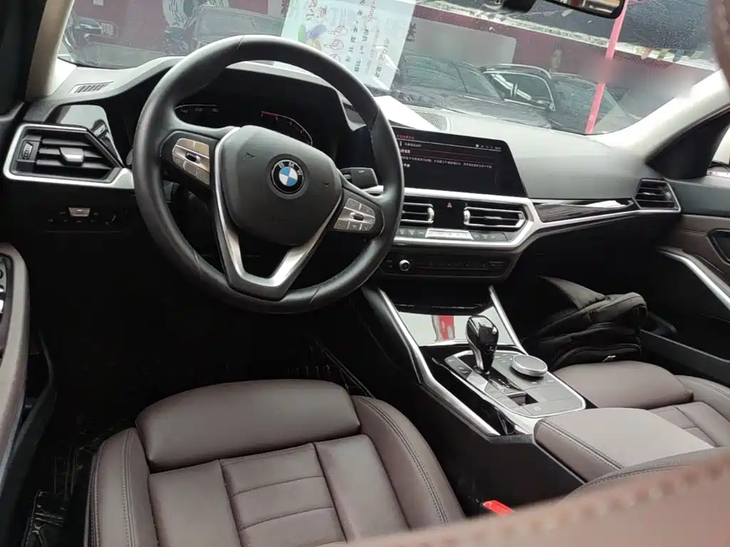 BMW 3 Series — миниатюра 10