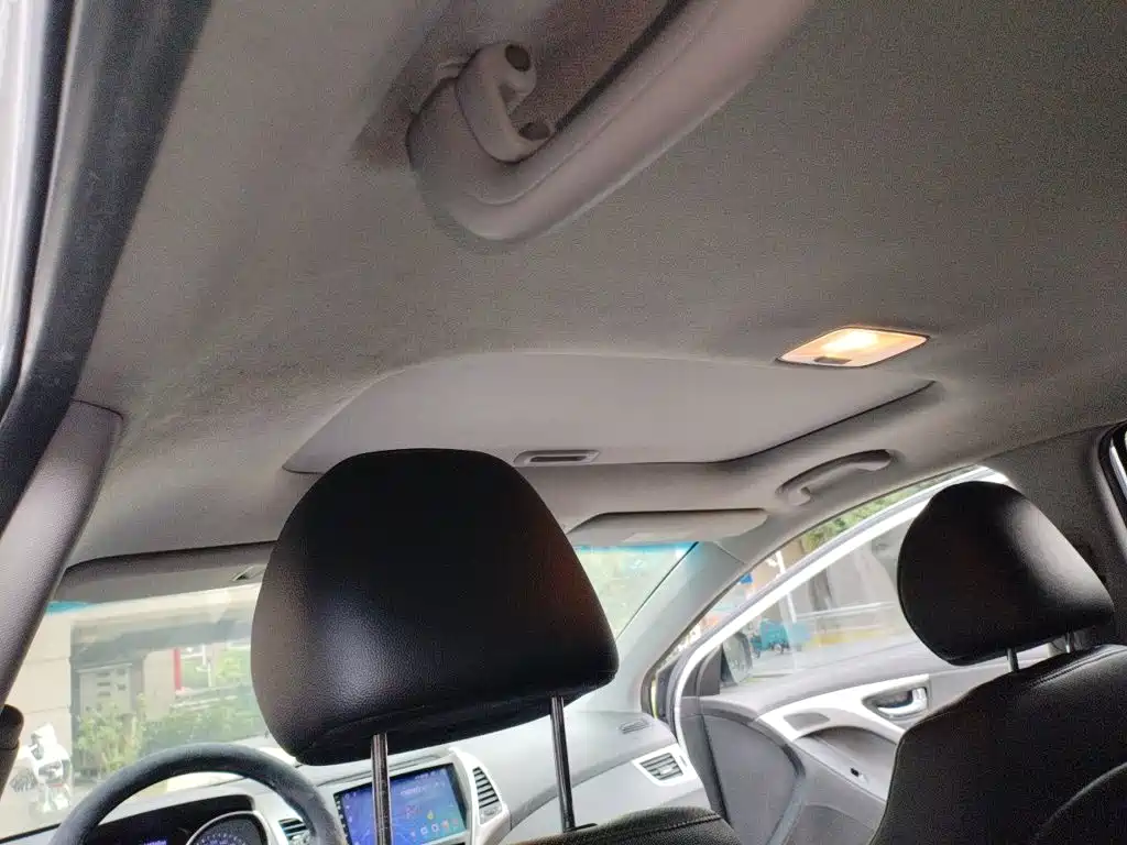 Hyundai Elantra Langdong — миниатюра 15